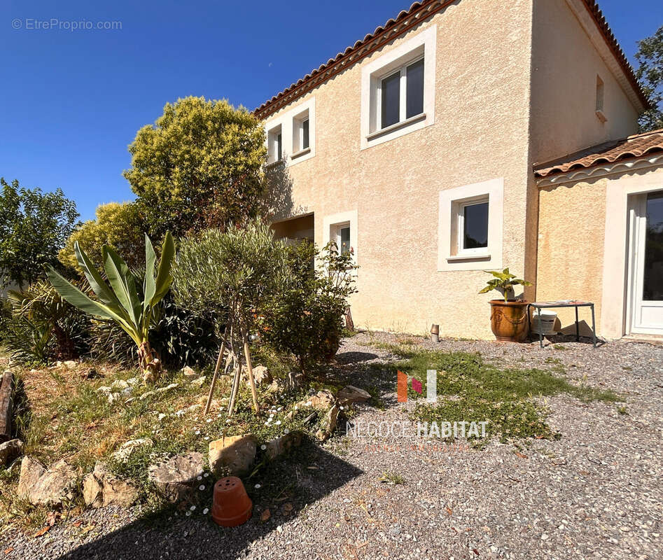 Maison à QUISSAC