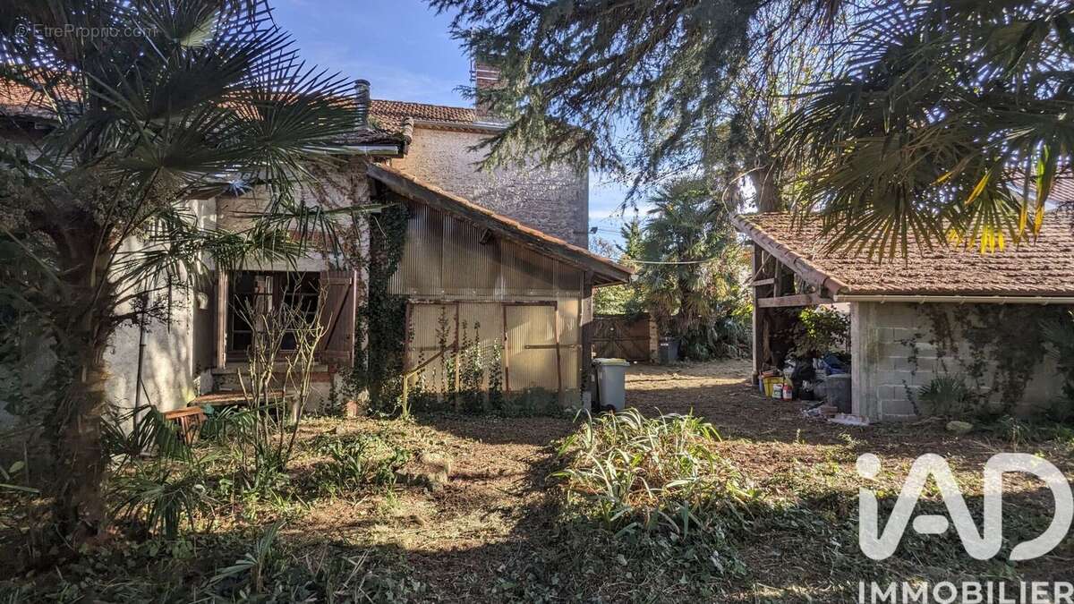 Photo 3 - Maison à CASTELNAU-RIVIERE-BASSE