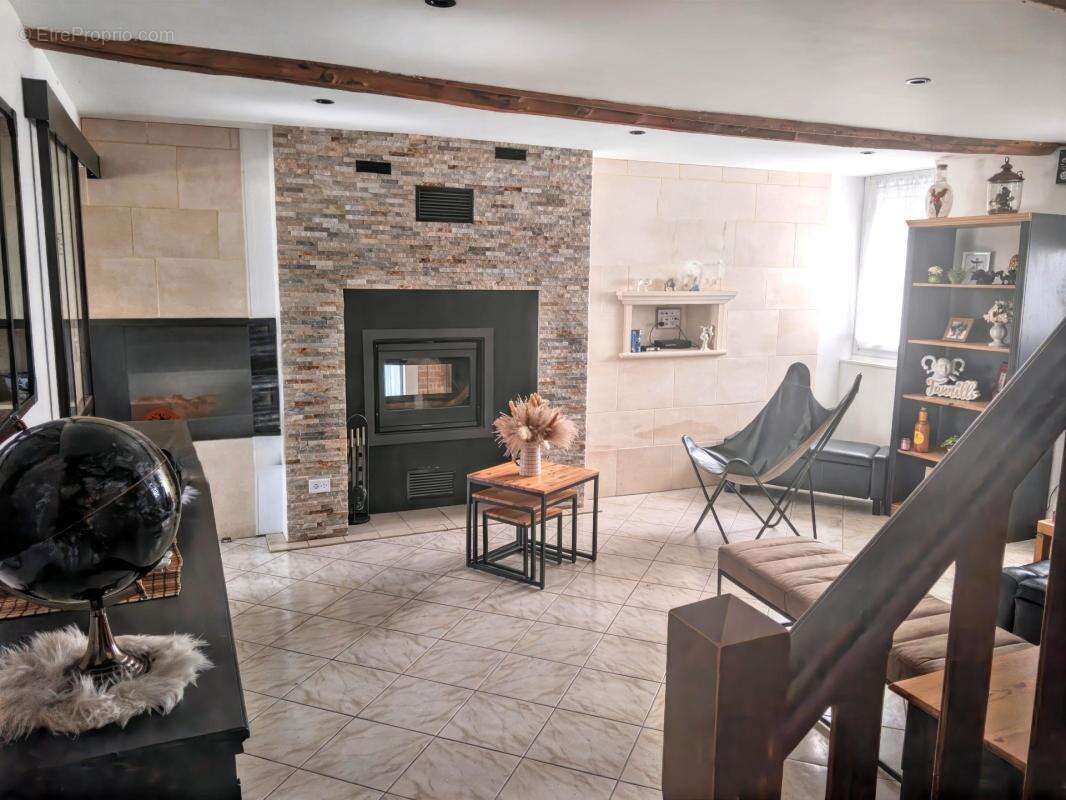 EXCLUSIVITE Magnifique Longère en pierre de 222 m² - avec dépendances - VAL D'ARRY (14210) - photo 12