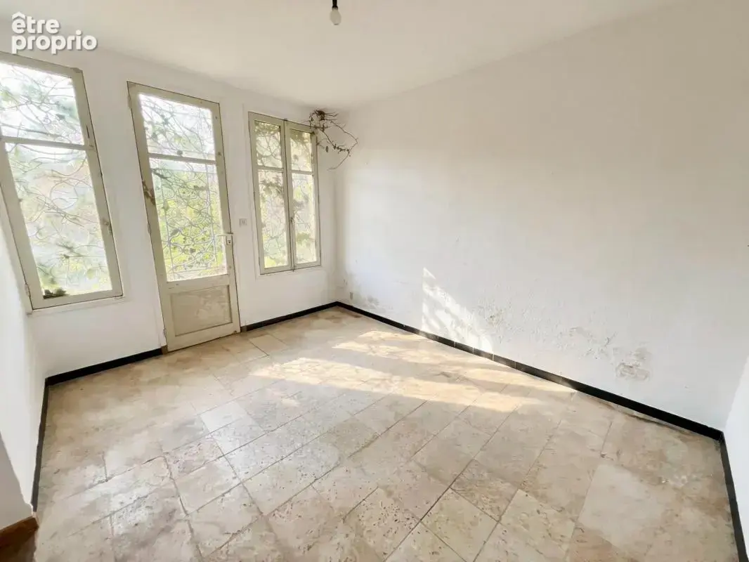 LE MUY (83) - Maison 5p - 88m² - photo 8