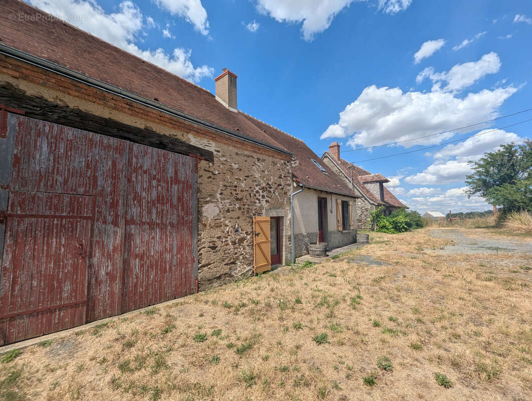 Maison de campagne rénovée avec dépendances ! - photo 19