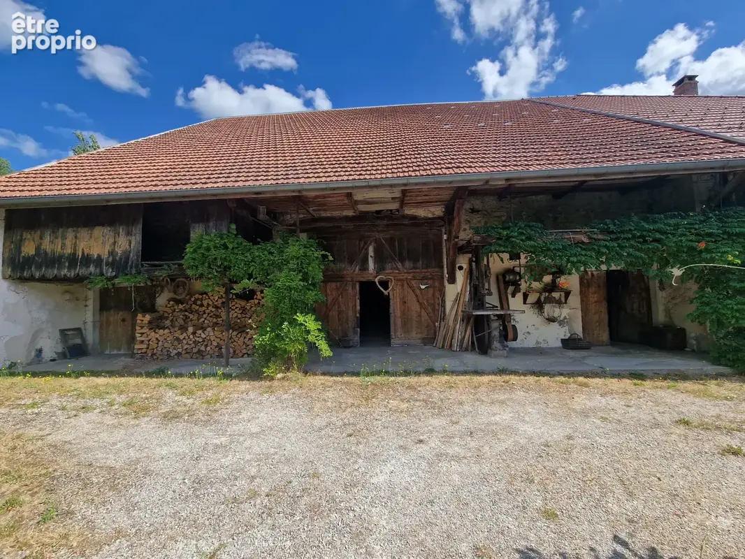 Maison en pierre 175 m2 avec annexes VALROMEY-SUR-SERAN - photo 16