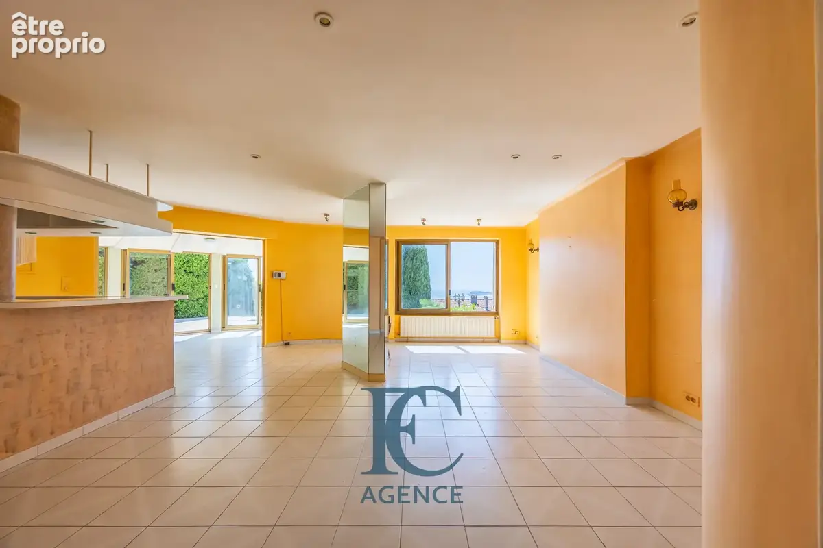 Maison 7 pièces au calme, vue mer - photo 4