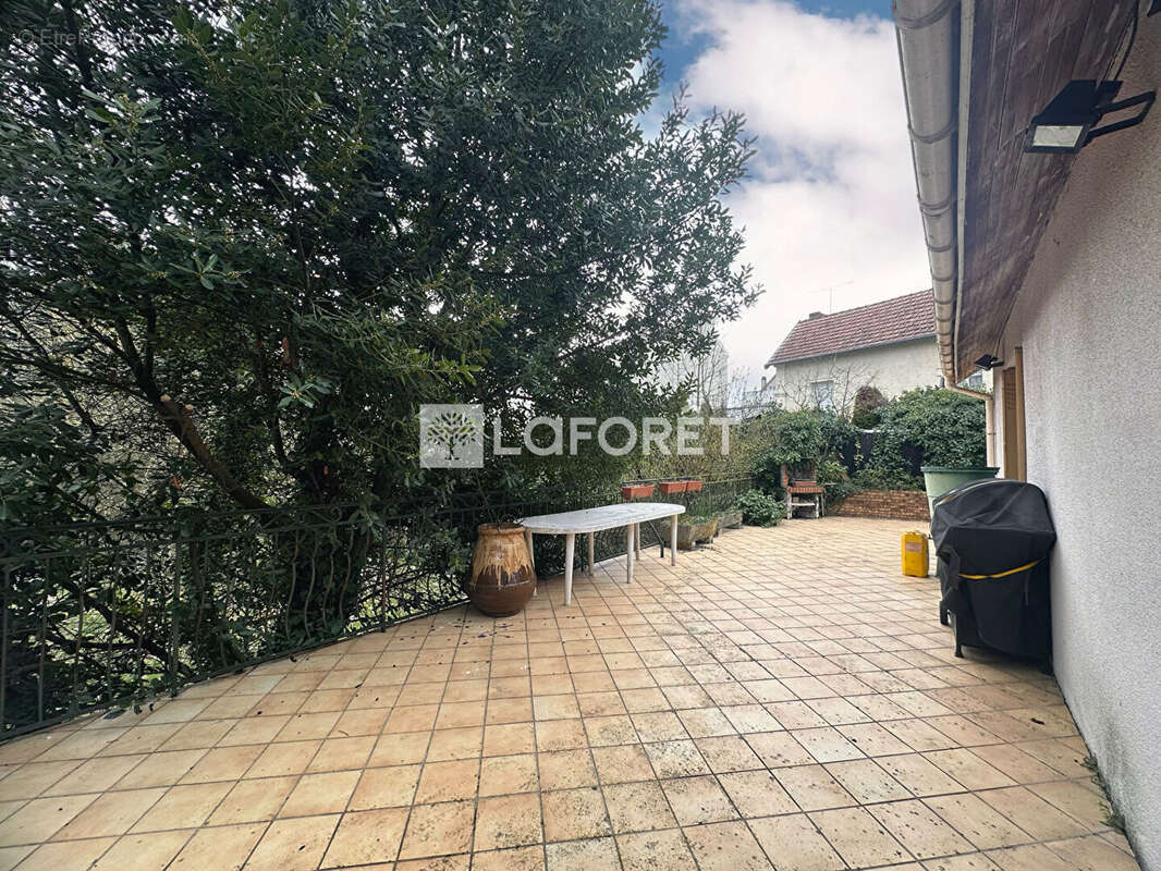 Maison à CORMONTREUIL