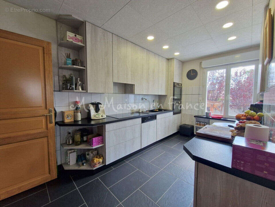 Maison à SAINT-POURCAIN-SUR-SIOULE