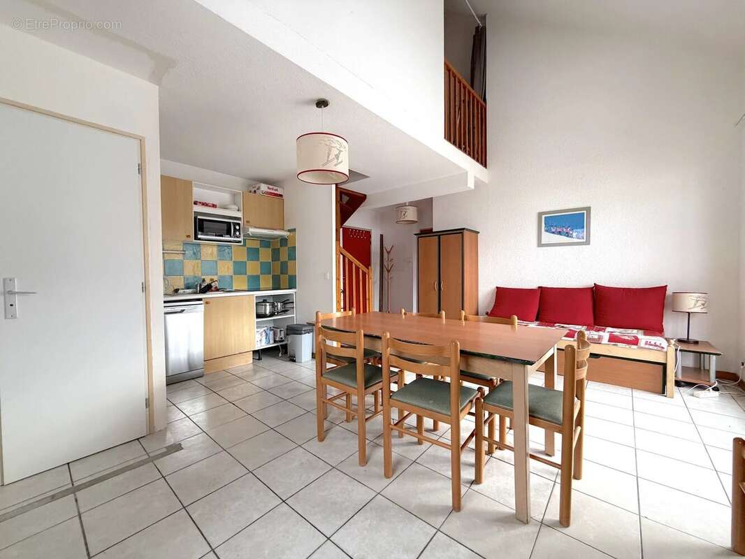 Appartement à SAINT-FRANCOIS-LONGCHAMP