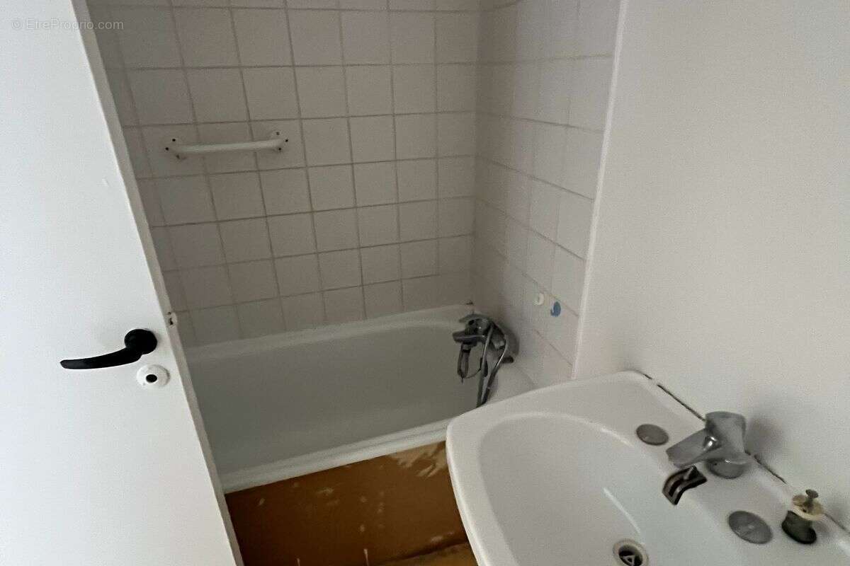 Appartement à PORT-DE-BOUC