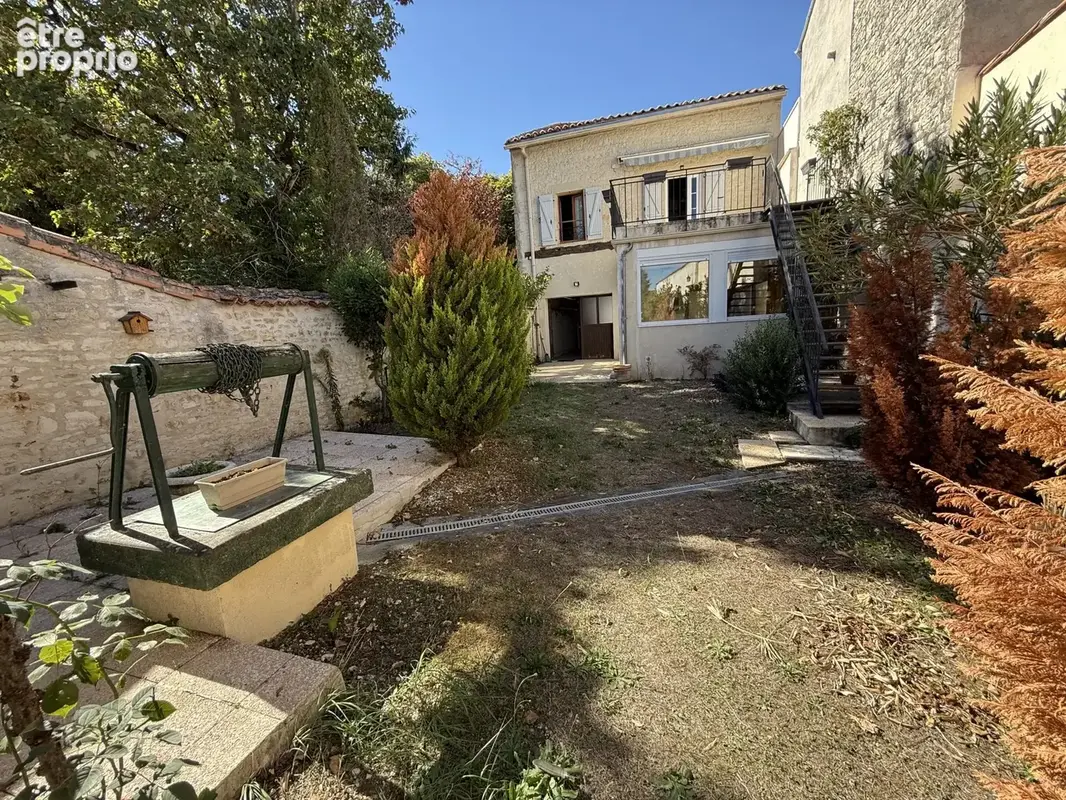 Maison 6 pièces 159 m² à vendre à Mansle (16230) - photo 2