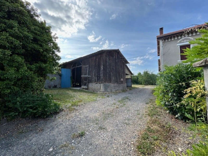 Maison à LUZILLAT