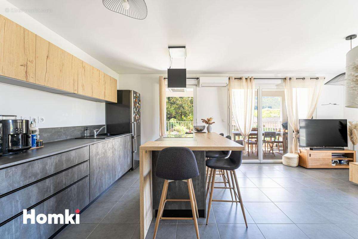 Appartement à MARSEILLE-10E