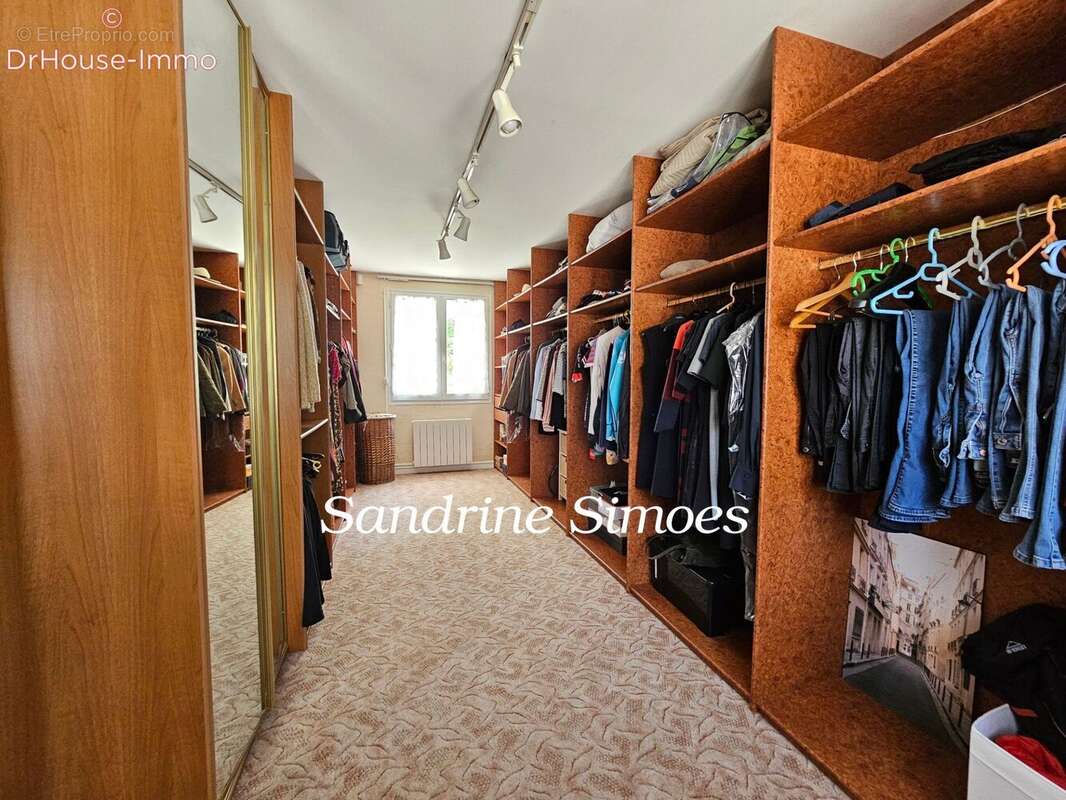 Maison 180 m² à Montmorillon  - photo 17