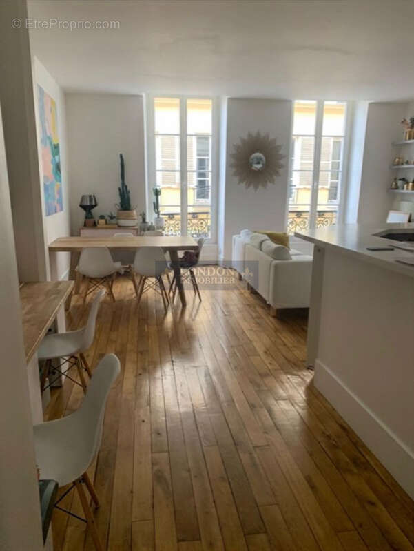 Appartement à VERSAILLES