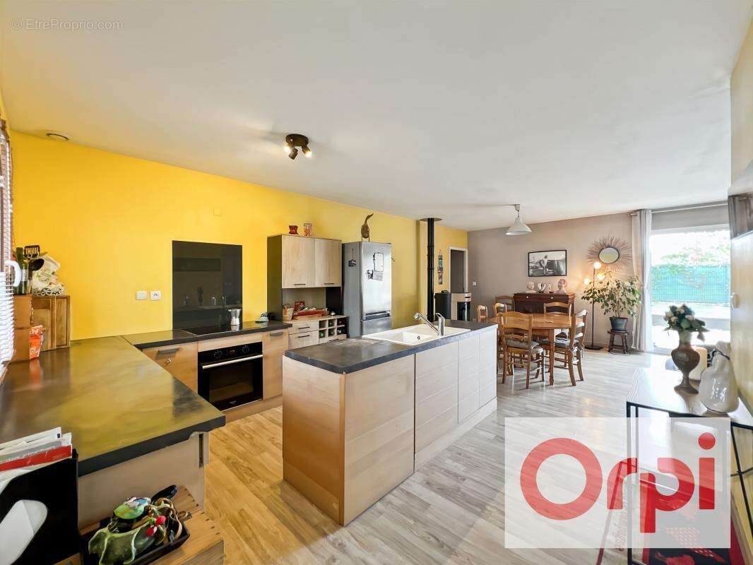 Maison à VERDUN-SUR-GARONNE