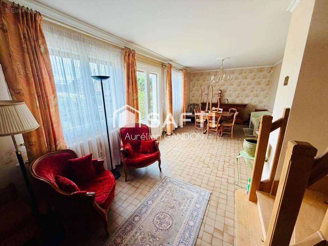 Photo 4 - Maison à VILLENEUVE-SUR-YONNE