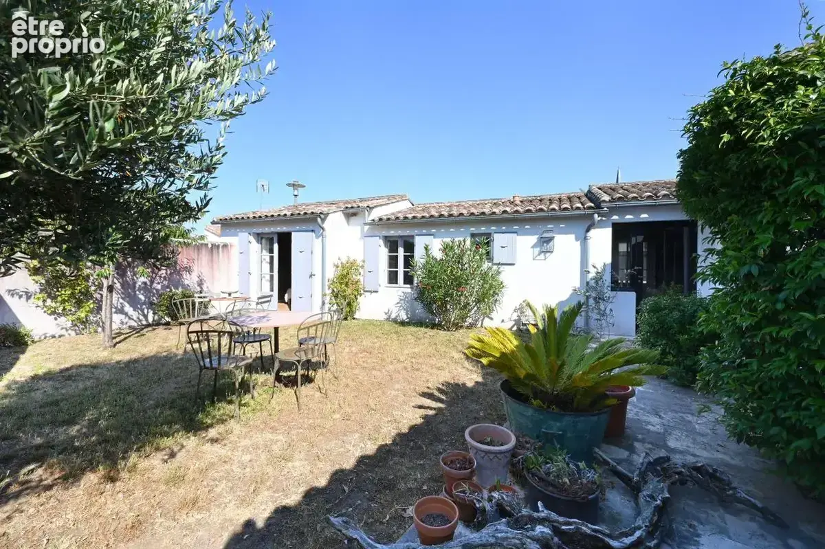 Maison à SAINT-CLEMENT-DES-BALEINES
