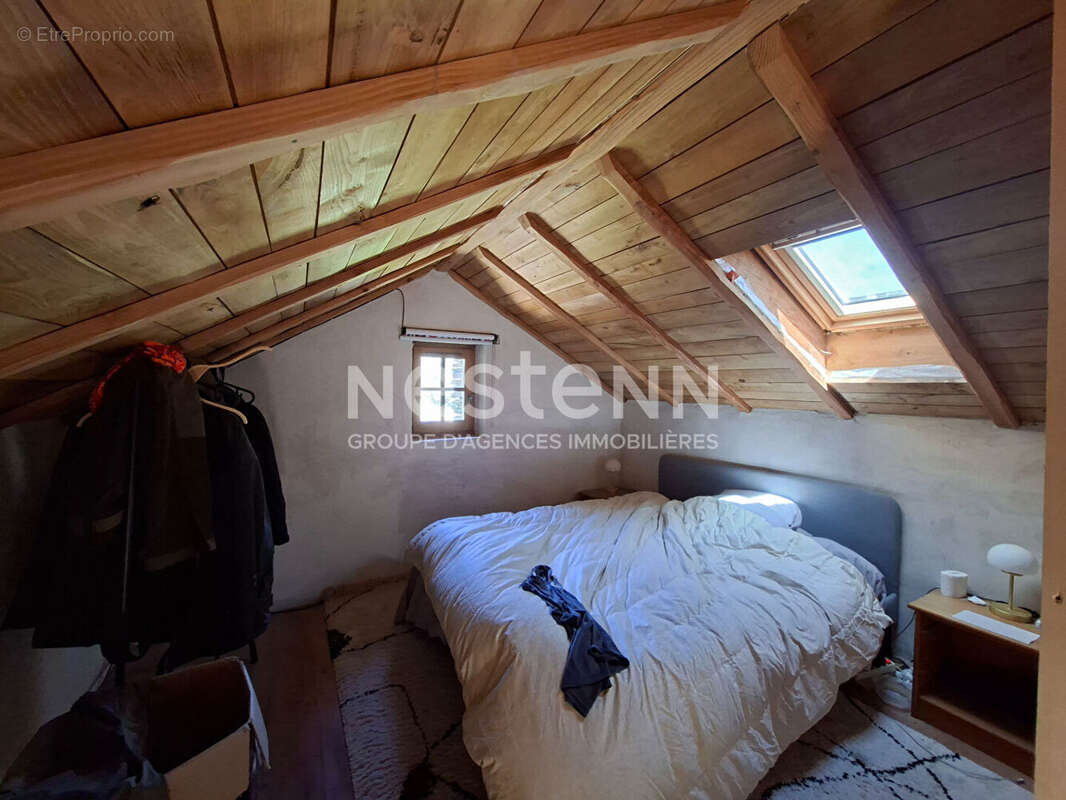 Maison de hameau en pierre à vendre à Saint-Germain-de-Calberte ? 157 m², 5 chambres, cour intérieure et vue sur la vallée - photo 11