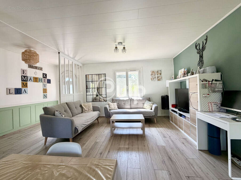 Magnifique plain pied sur sous sol complet - photo 6
