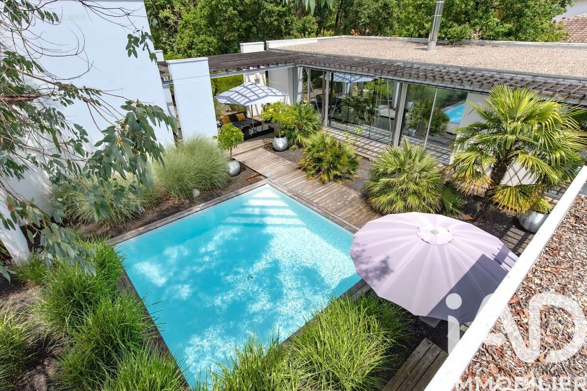 Photo 2 - Maison à LE TAILLAN-MEDOC