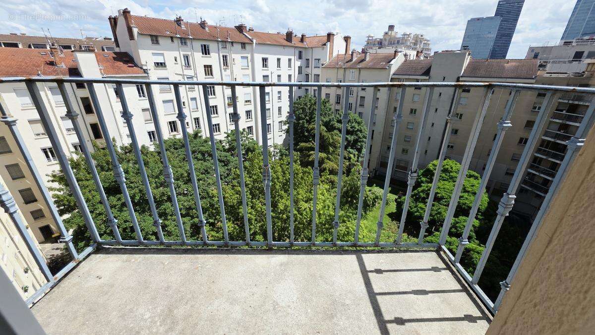 Appartement à LYON-6E
