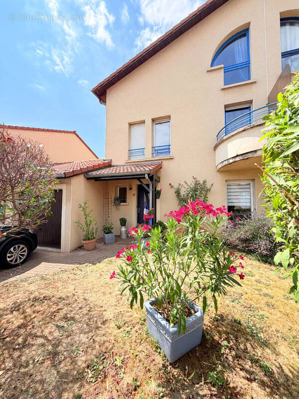 Maison à MOULINS-LES-METZ