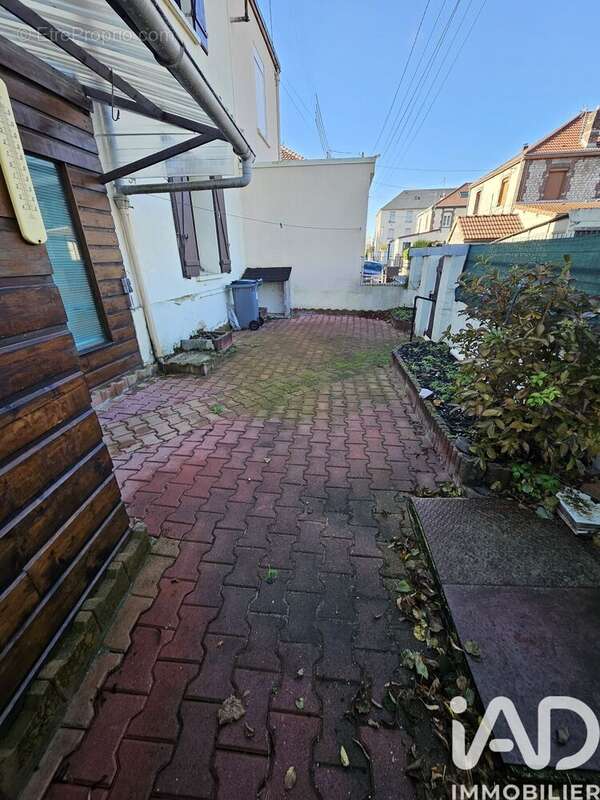 Photo 3 - Maison à SAINT-ETIENNE-DU-ROUVRAY