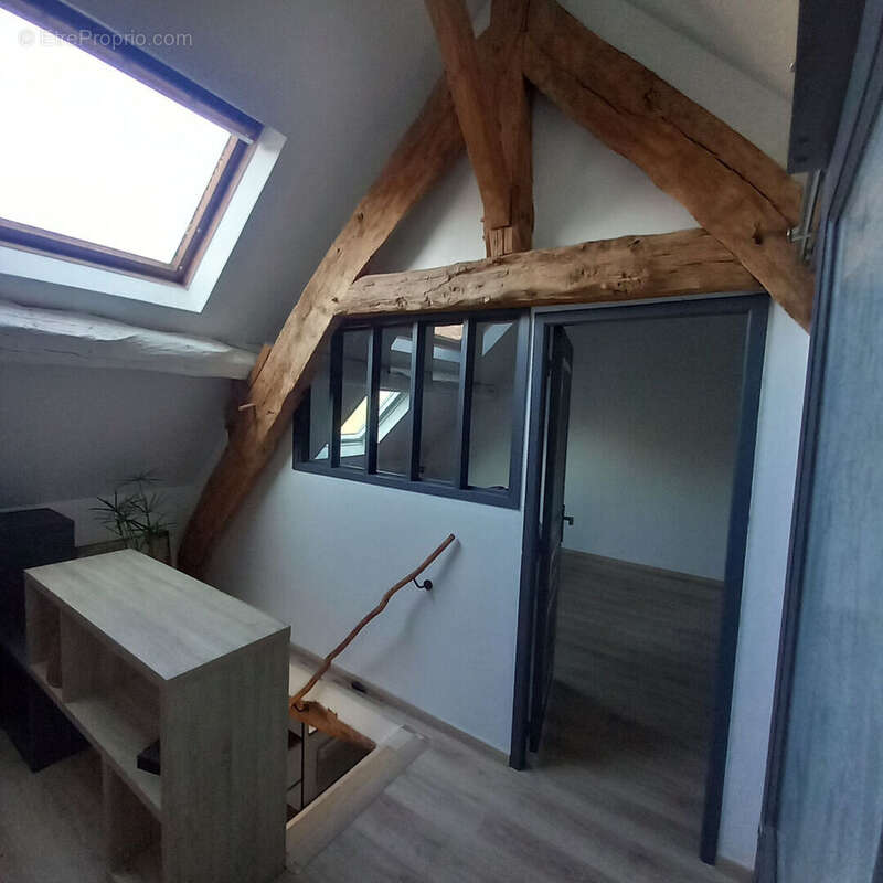 Maison à REMAUVILLE