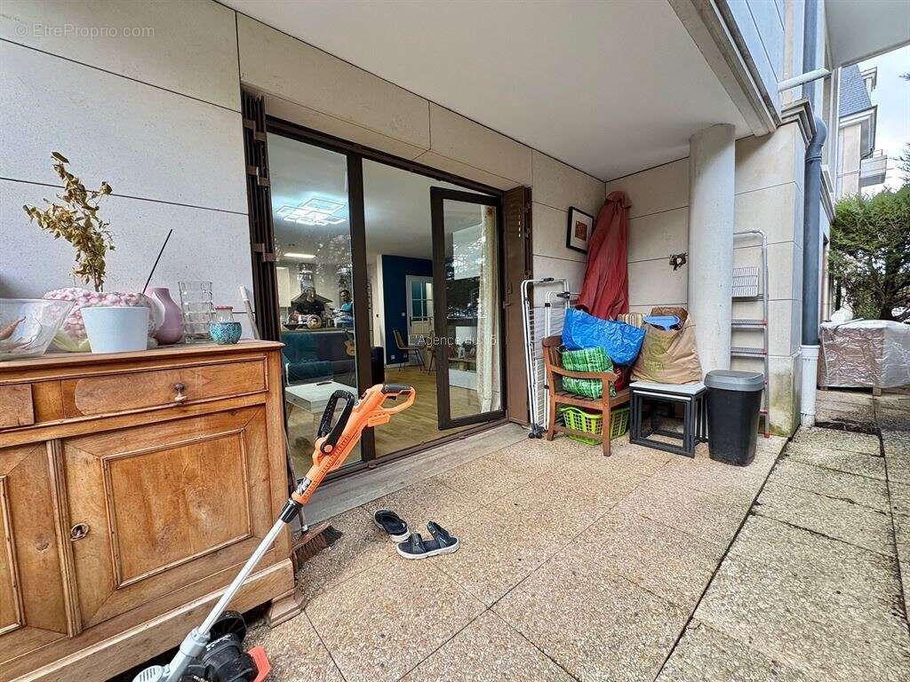 Appartement à ISSY-LES-MOULINEAUX