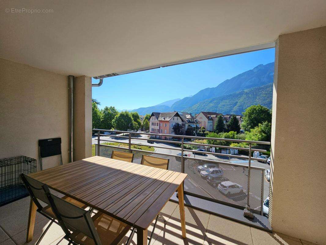 À vendre Bonneville – Superbe T3 récent de 60 m² avec terrasse, garage et vue montagnes (74) - photo 5