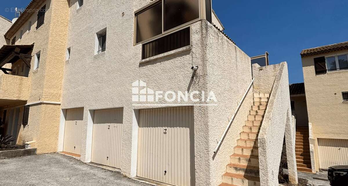 Appartement à CARQUEIRANNE