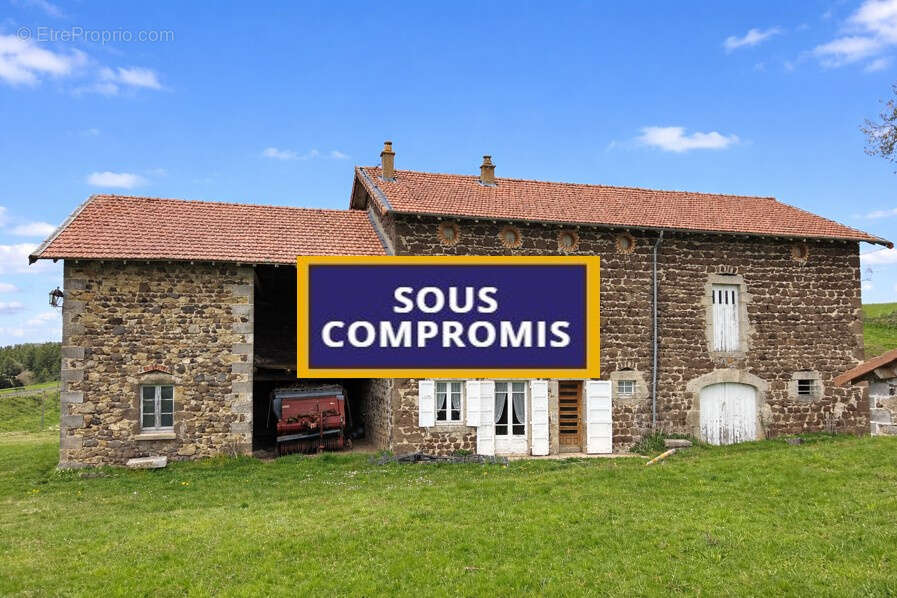 Maison à MONLET