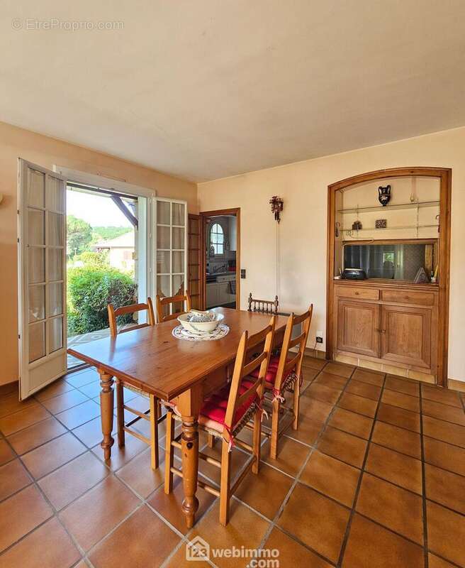 Maison à LONS