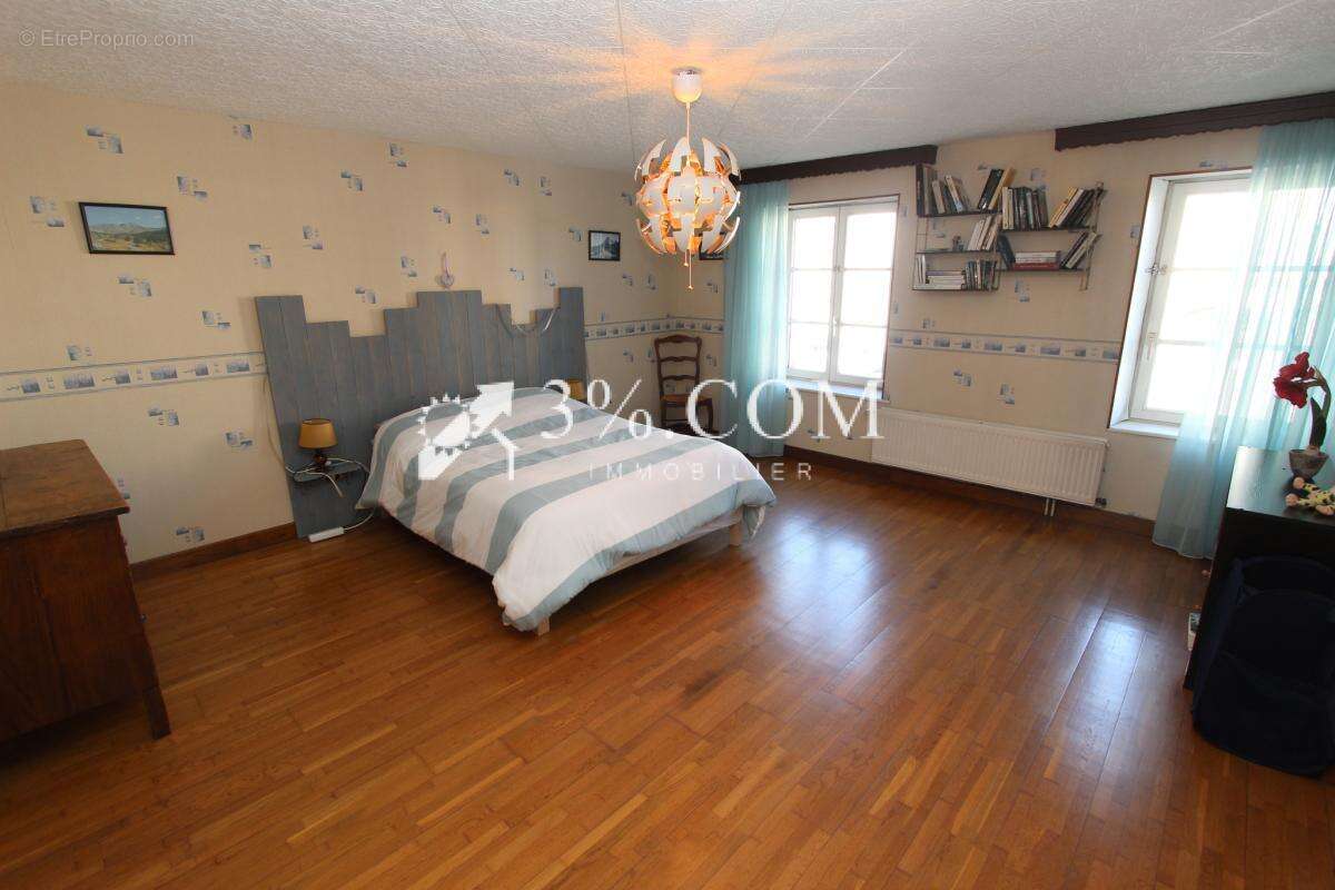 Maison à THAON-LES-VOSGES