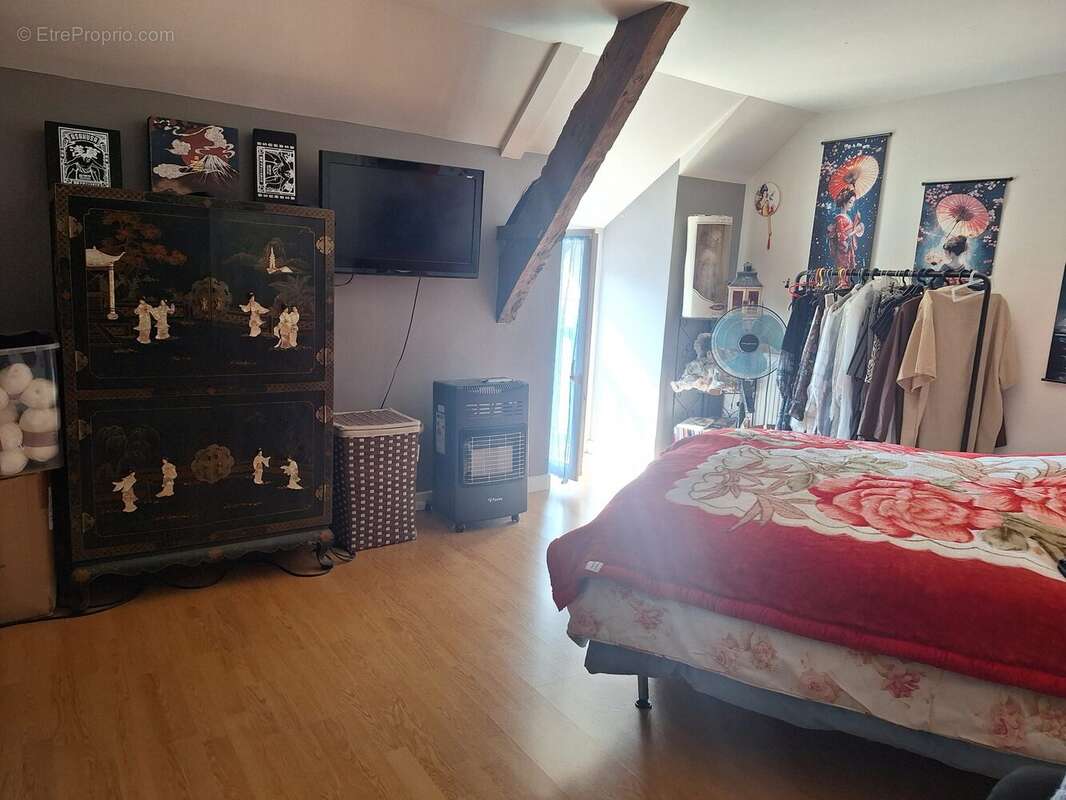 Maison à BAINS-SUR-OUST