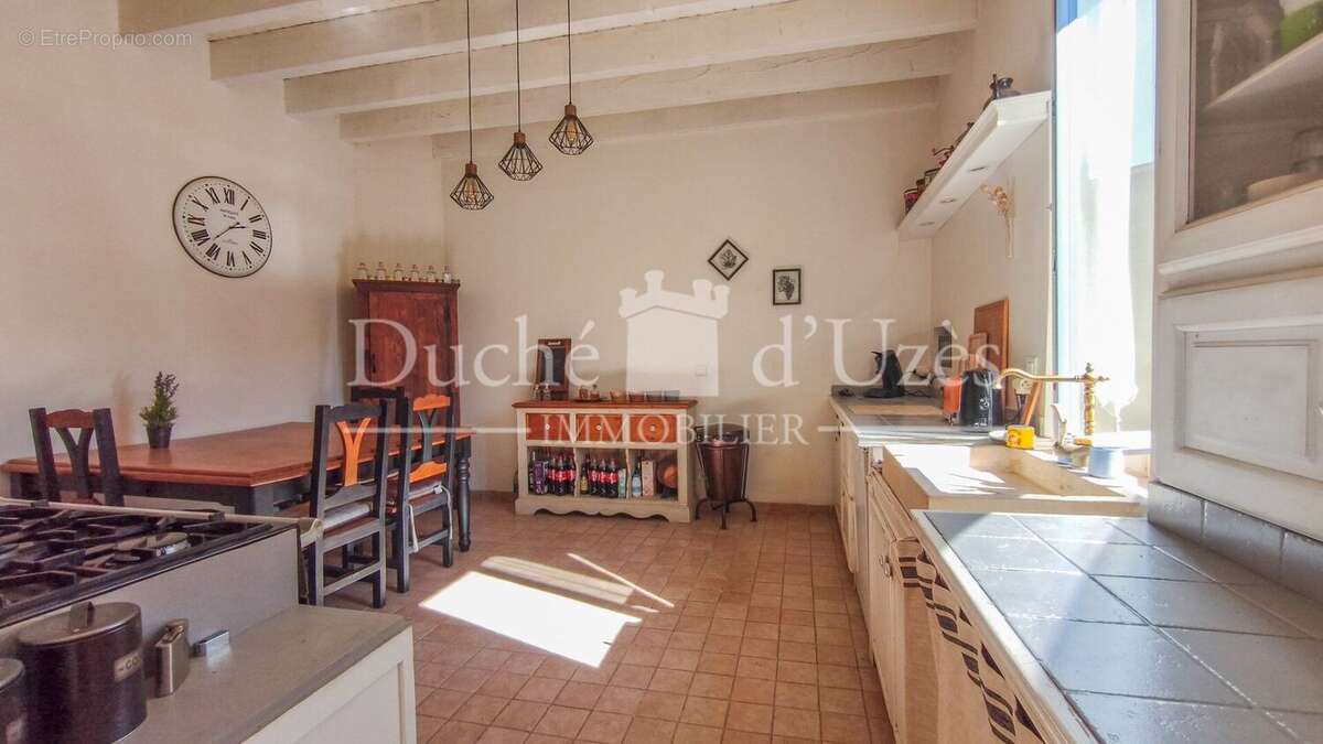 Photo 3 - Maison à LA ROQUE-SUR-CEZE
