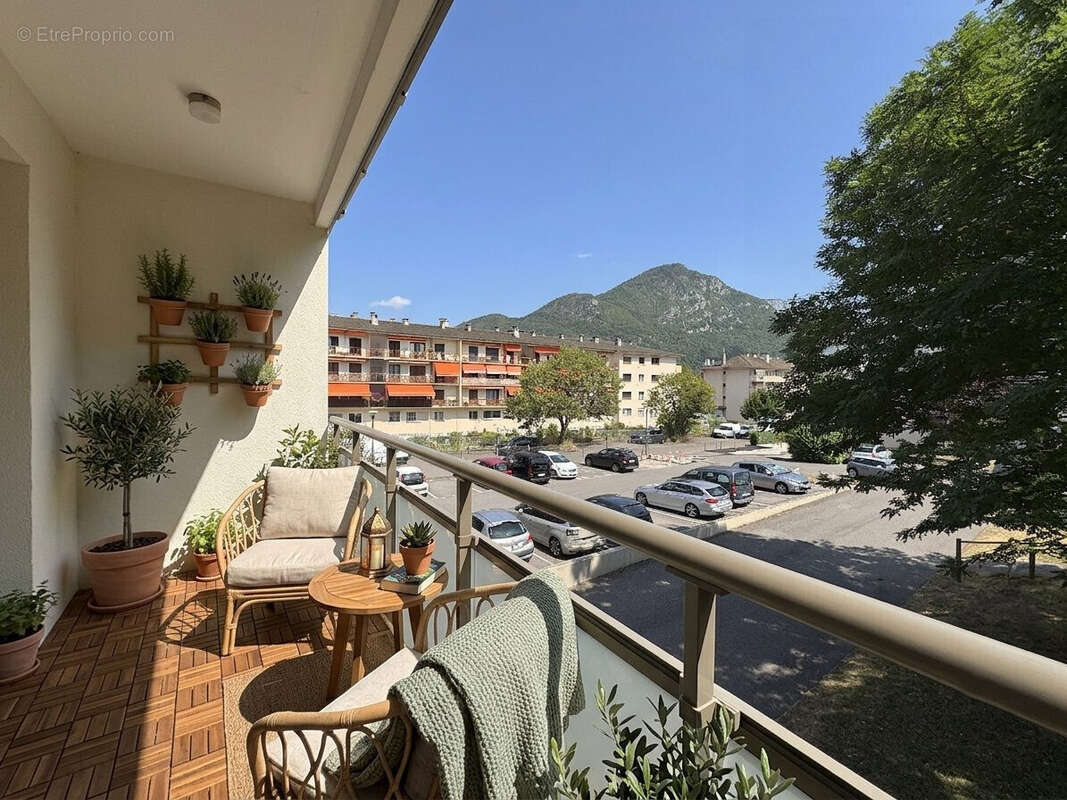 Appartement à ANNECY-LE-VIEUX