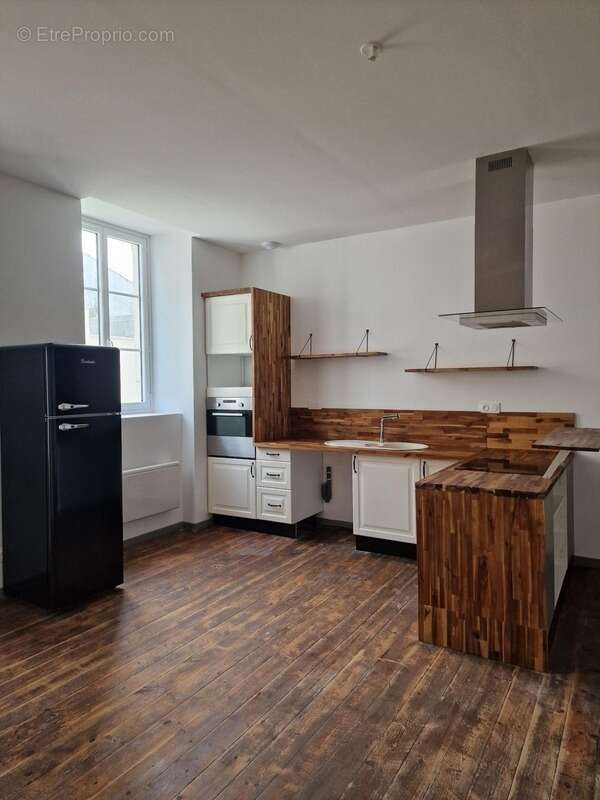 Maison à SAINT-JEAN-D&#039;ANGELY