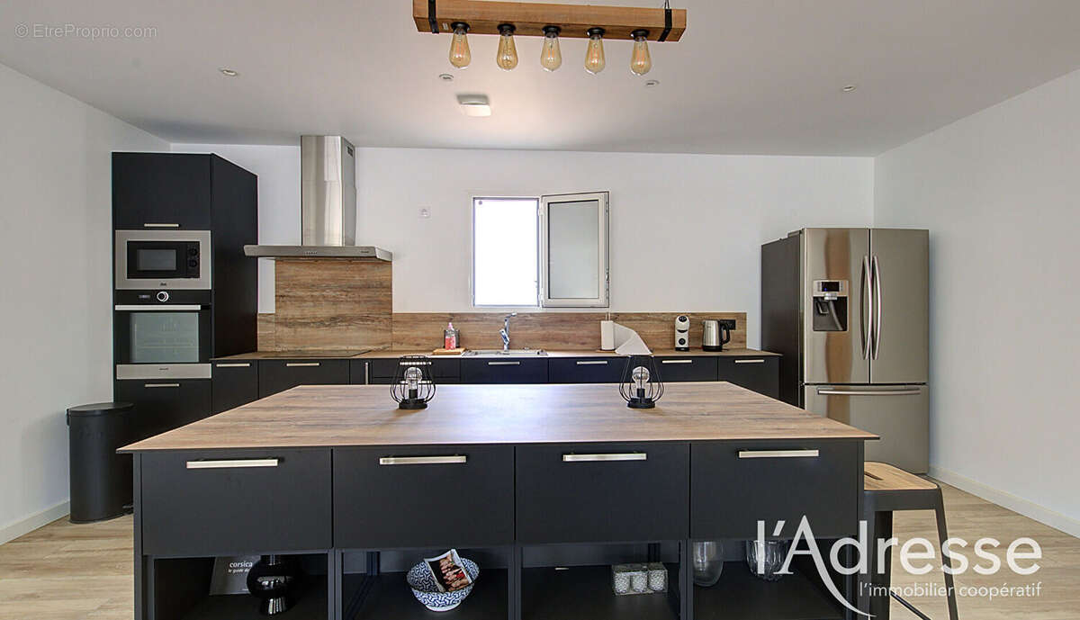 VESCOVATO  Propriété de  1683 m²  2 villas avec piscine. - photo 10