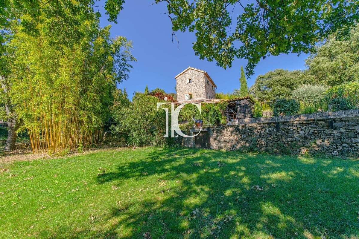 Maison à SAINT-AMBROIX