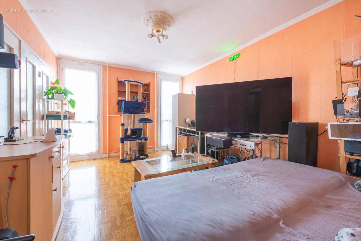 Appartement à GARGES-LES-GONESSE