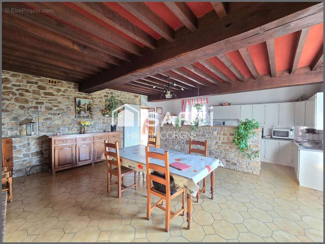 Photo 2 - Maison à MARTIGNE-FERCHAUD