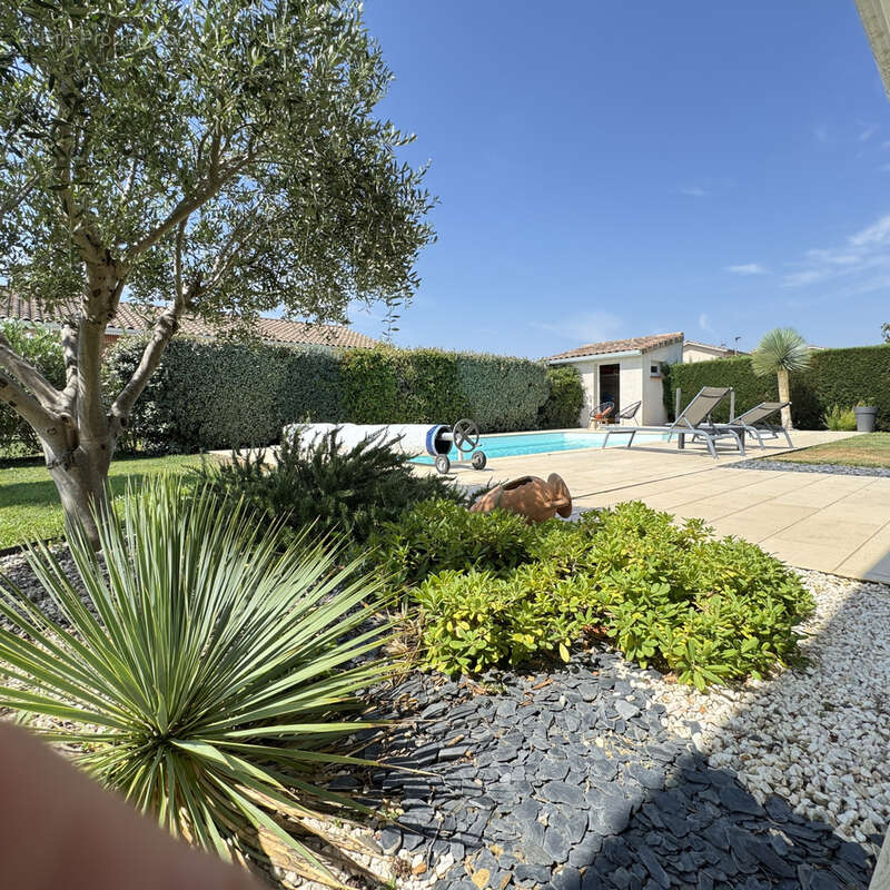Superbe maison familiale de 153 m2 avec piscine, au calme - photo 2