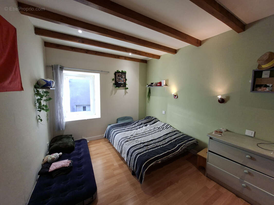 Maison à SAINT-AFFRIQUE-LES-MONTAGNES