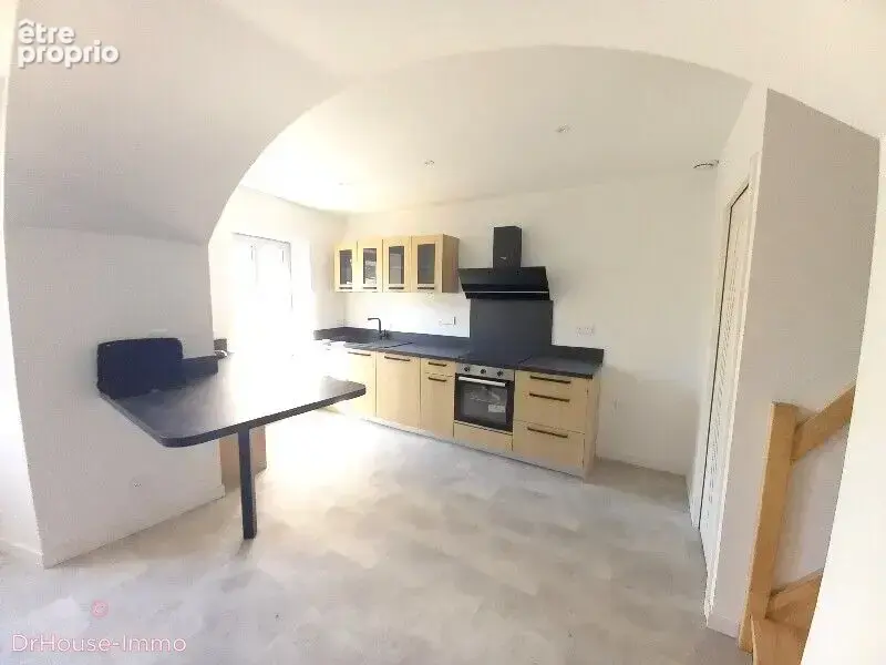 Appartement 59 m² à La Cote-Saint-Andre  - photo 4