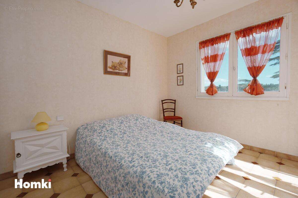 Maison à LIGNAN-SUR-ORB