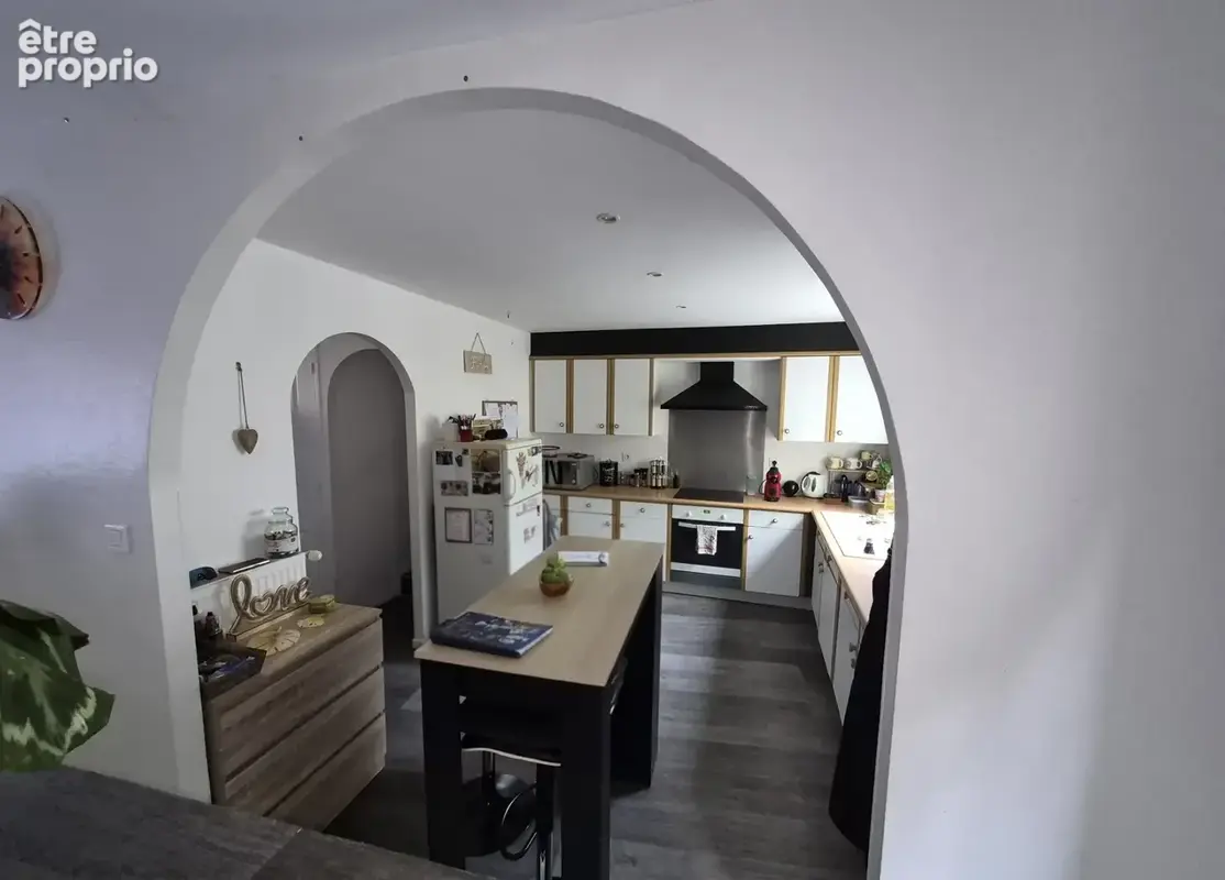 Maison 5 pièces-3 chambres, terrasses et garage - photo 2