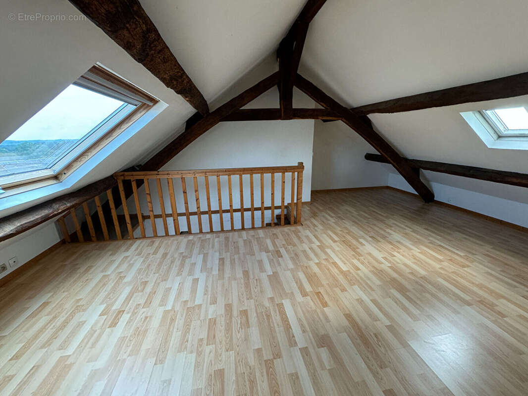 Appartement à GUERET