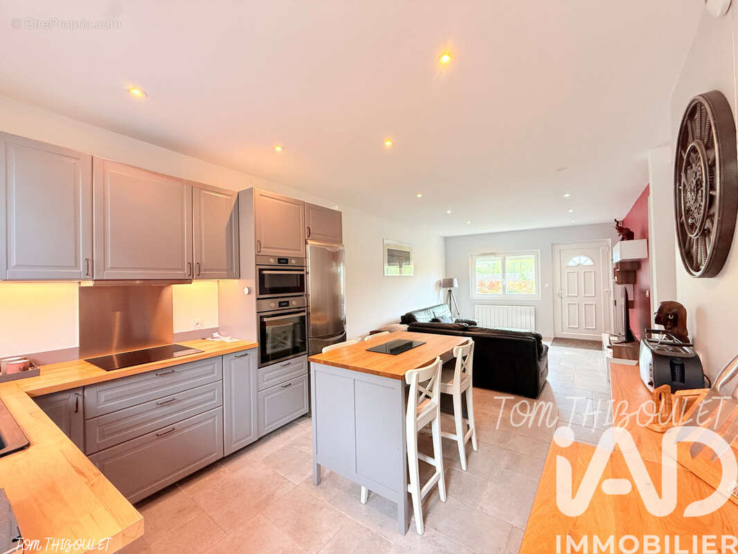 Photo 3 - Appartement à THORIGNY-SUR-MARNE