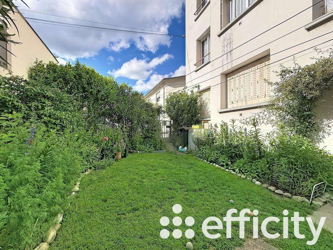 Appartement à LYON-9E