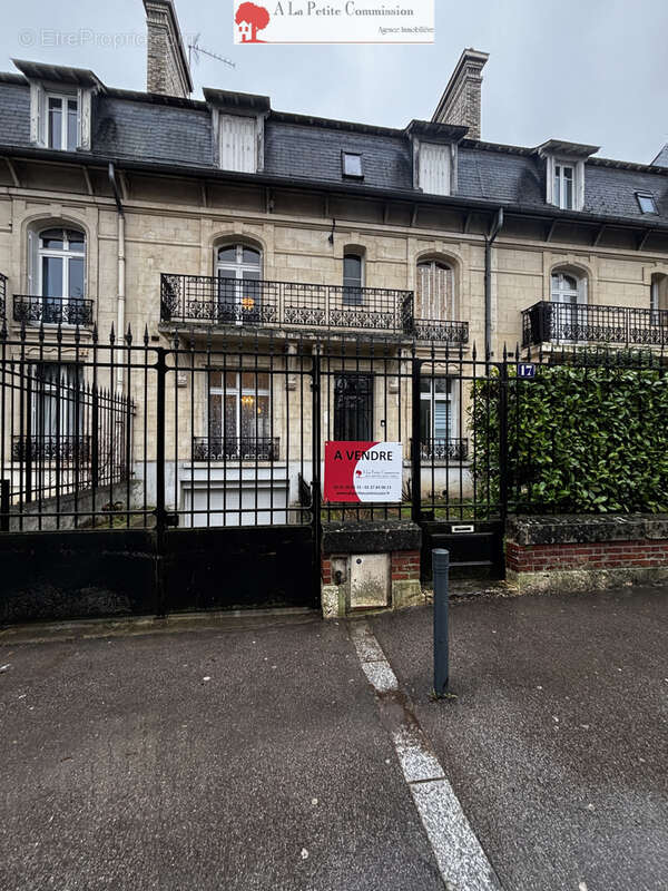 Maison à CHARTRES