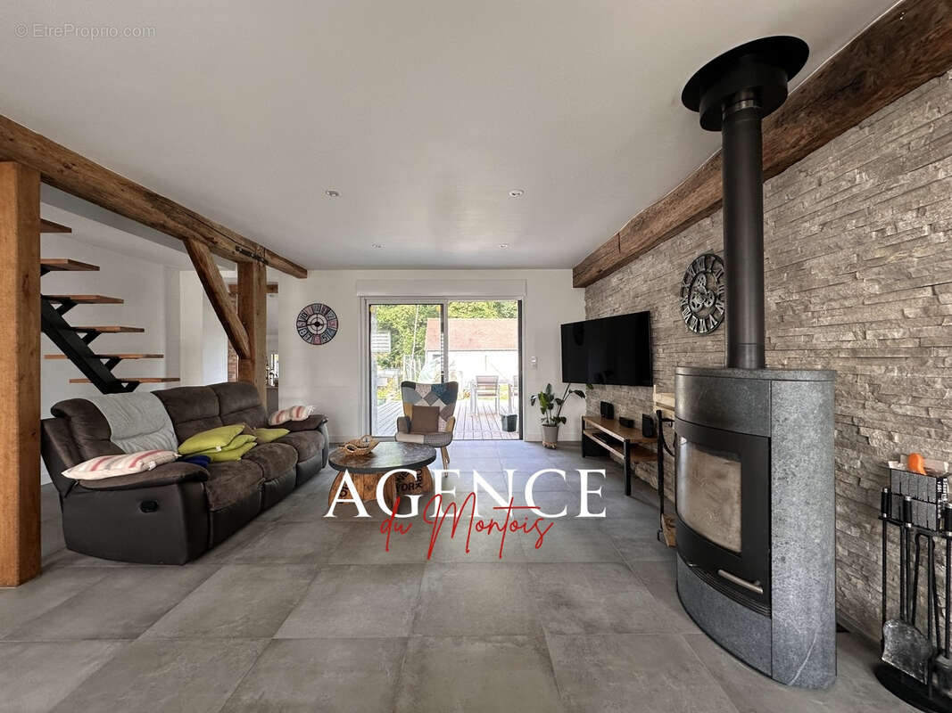 Maison à DONNEMARIE-DONTILLY